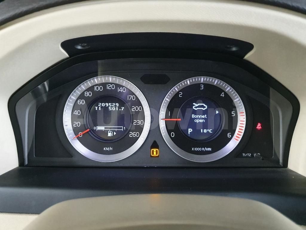 2010 VOLVO XC70 D5 3TH GEN//S.KEY NAVI SUNROOF - 49