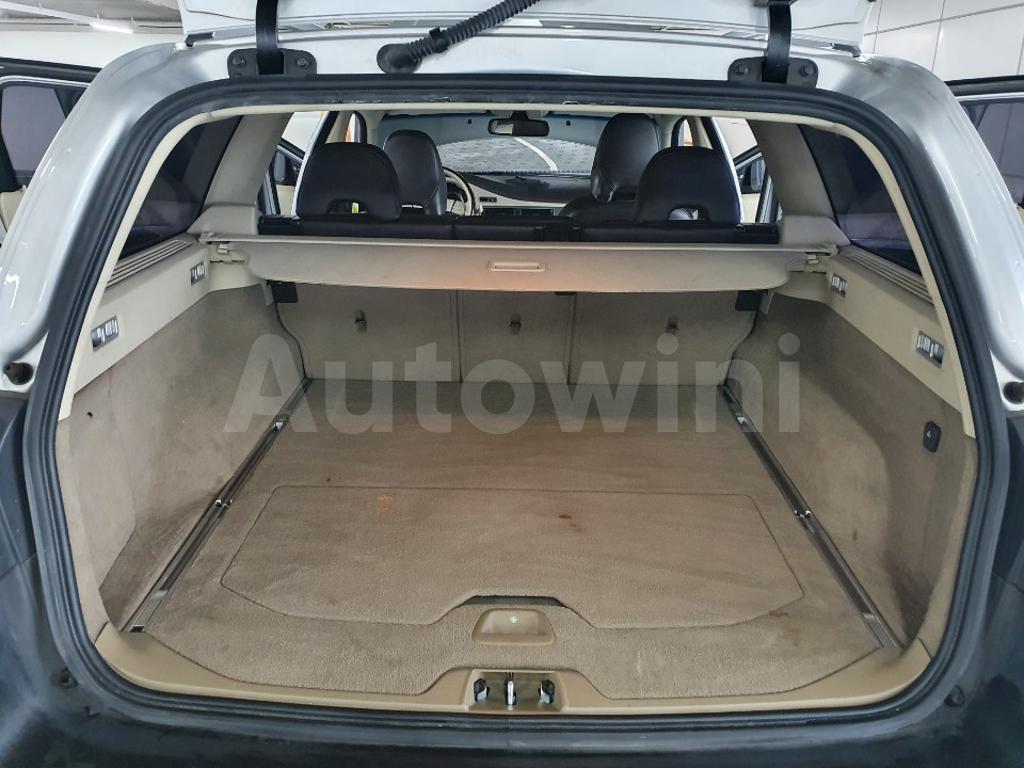 2010 VOLVO XC70 D5 3TH GEN//S.KEY NAVI SUNROOF - 26
