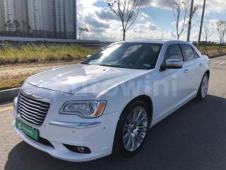 2C3CCAPG6DH603392 2013 CHRYSLER  300C ◈P.SUNROOF+S.KEY+R.SEN◈-2