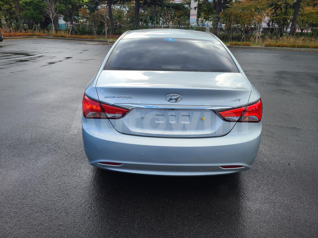 KMHEC41LBEA579409 2014 HYUNDAI YF SONATA LPI PRIVATE TAXI AIRBA ABS-4