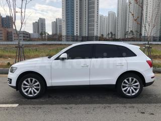 WAUZZZ8R3AA019560 2010 AUDI Q5 ◈P.SUNROOF+S.KEY+4WD+ABS◈-3