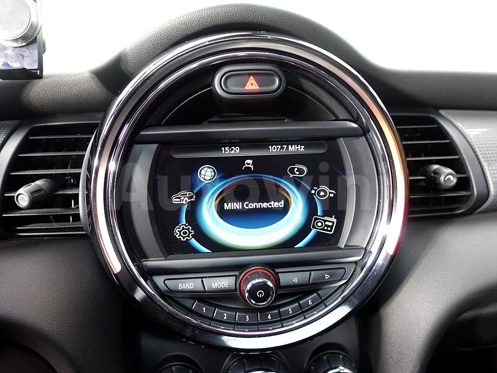 2018 MINI COOPER D FIVE-DOOR - 14