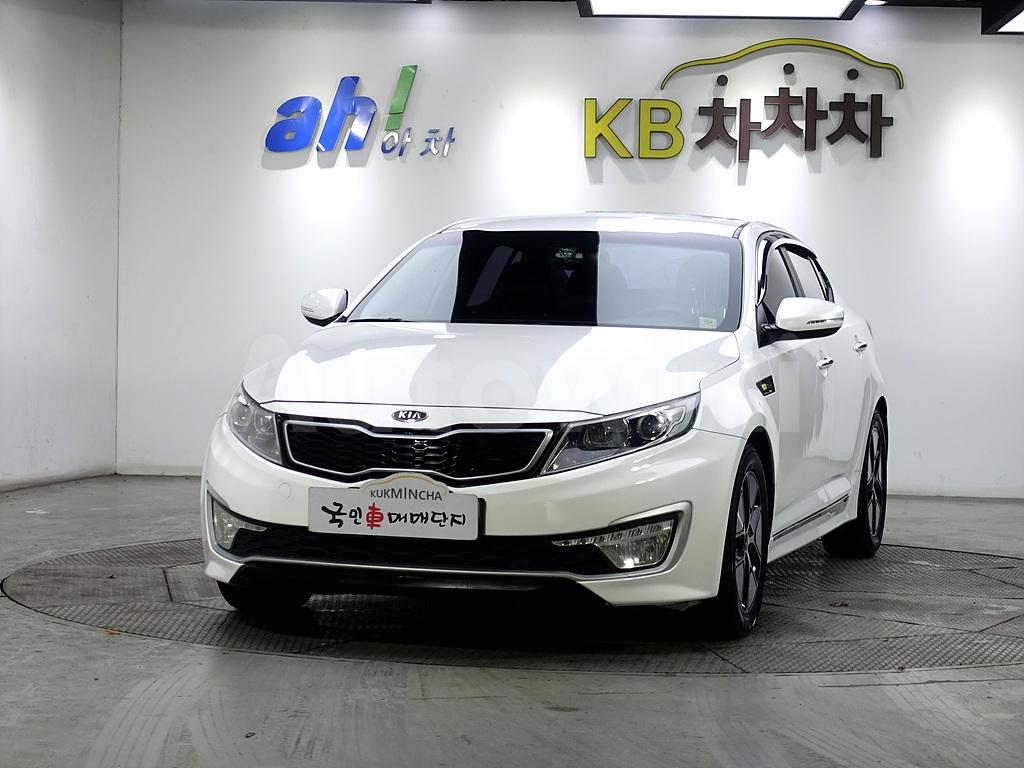 KNAGN41CBCA005975 2012 KIA K5 HYBRID OPTIMA 2.0 500H-1