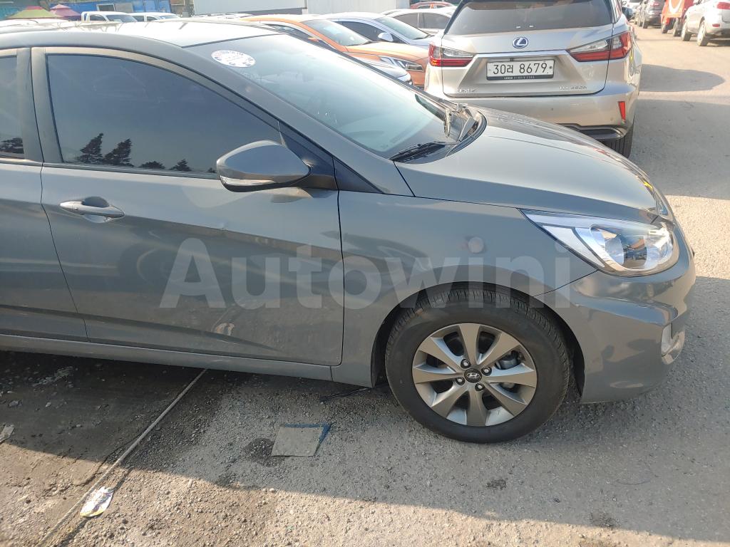 KMHCT41BEKU477711 2019 HYUNDAI ACCENT  1-4