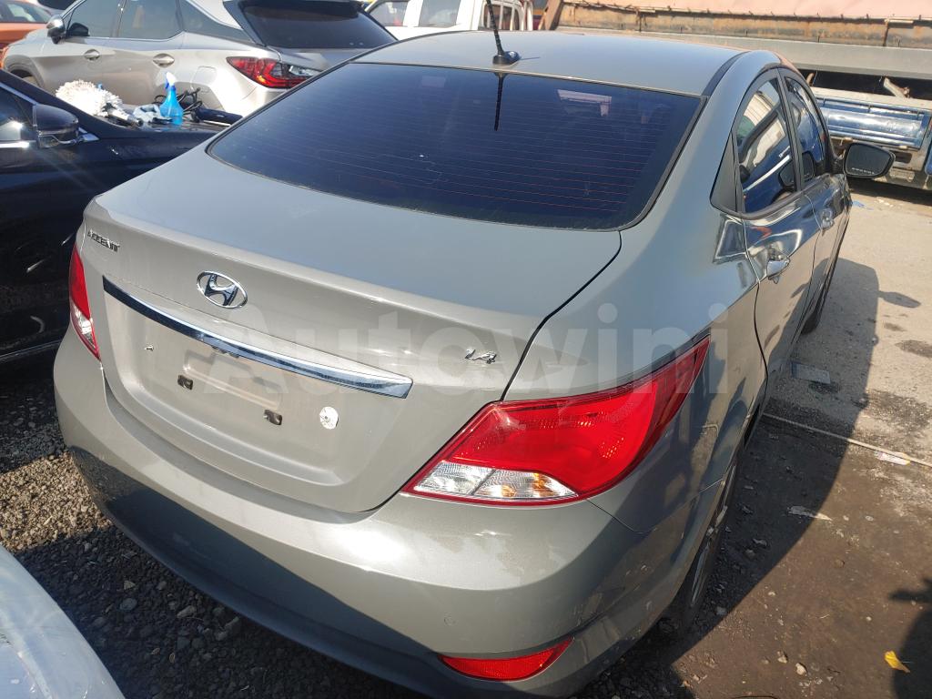 2019 HYUNDAI ACCENT  1 - 7