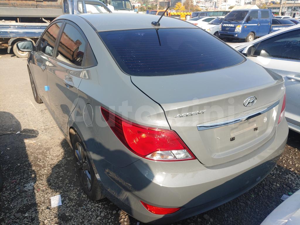 2019 HYUNDAI ACCENT  1 - 9