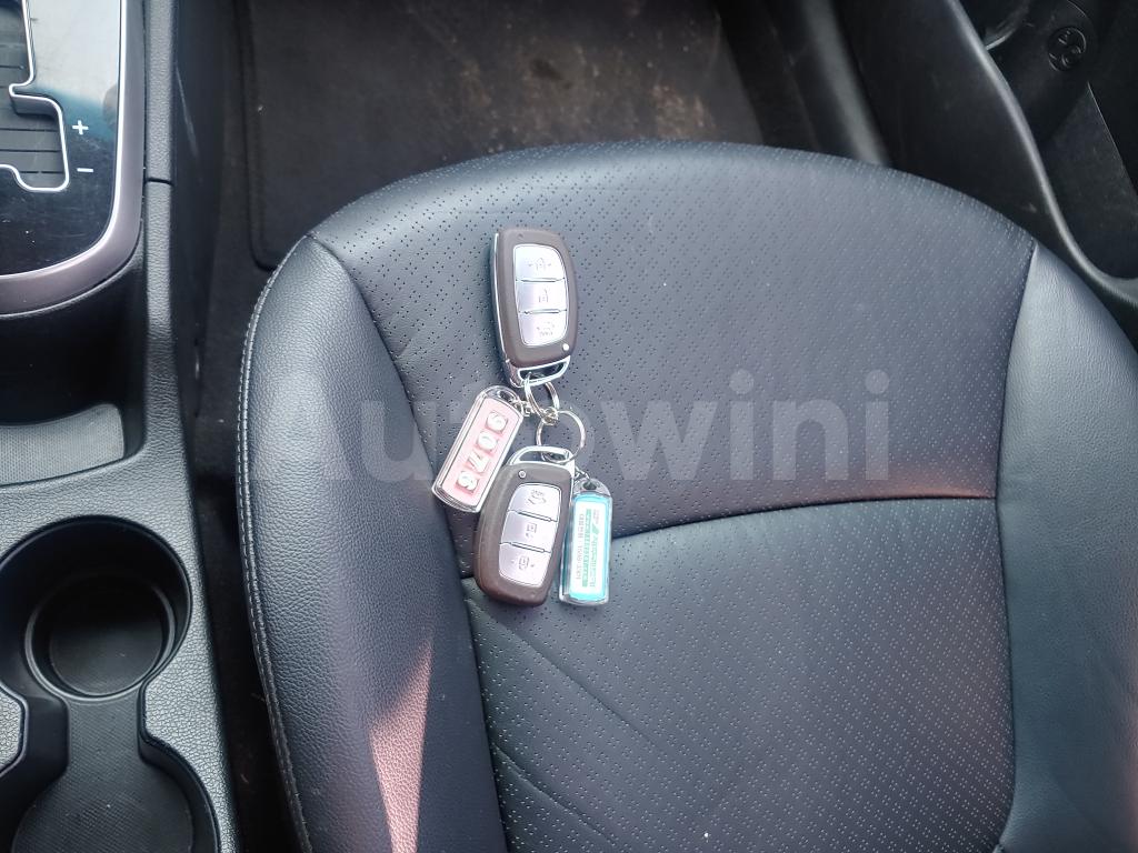2019 HYUNDAI ACCENT  1 - 32
