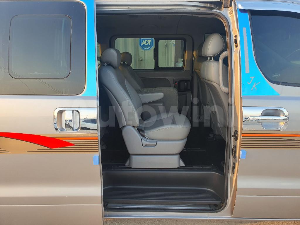 2013 HYUNDAI GRAND STAREX H-1 LUXURY ANDROID ABS 12SEAT - 19