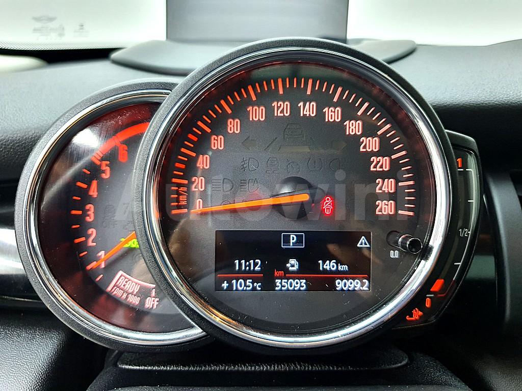 2018 MINI COOPER D 1.5 5 DOOR HIGH 3RD GEN - 7