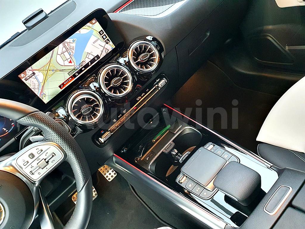 2021 MERCEDES BENZ GLA-CLASS GLA250 4매틱 - 10