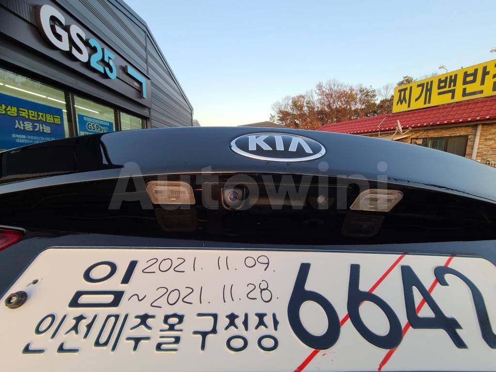 2020 KIA K5 2ND GEN OPTIMA 2.0 PRESTIGE - 9