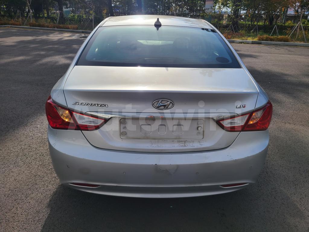 KMHEC41LBDA548022 2013 HYUNDAI YF SONATA LPI PRIVATE TAXI AIRBA ABS-4