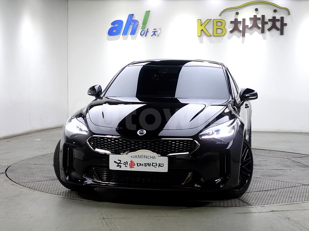 KNAE351ADLS079269 2020 KIA STINGER AWD PLATINUM-1