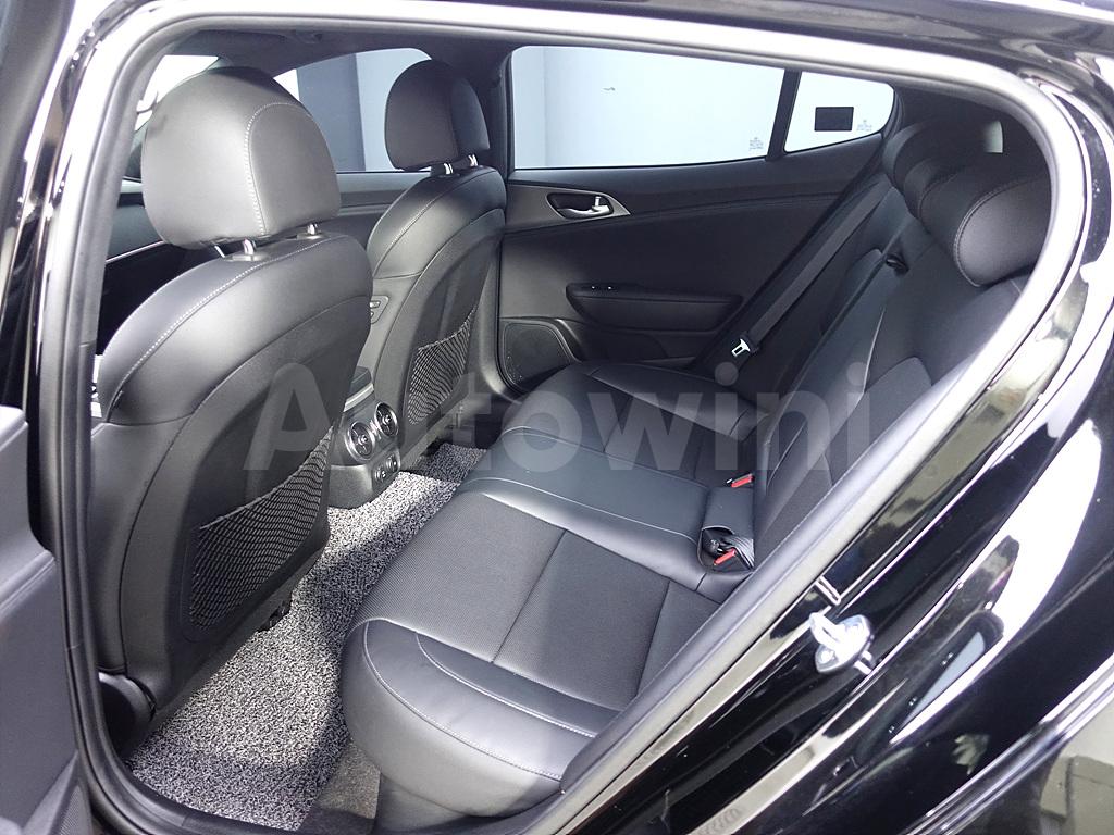 2020 KIA STINGER AWD PLATINUM - 9