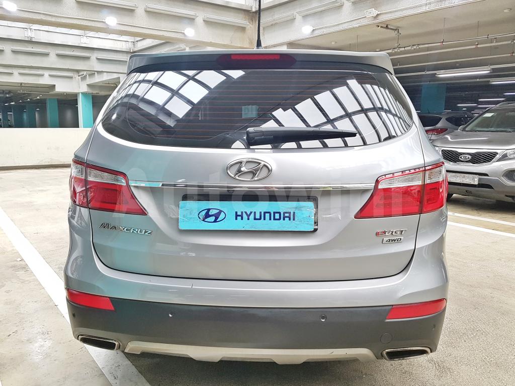 KMHSR81XDFU085562 2015 HYUNDAI MAXCRUZ 4WD-7S(19R+S*KEY+AND+MEMORY)-5