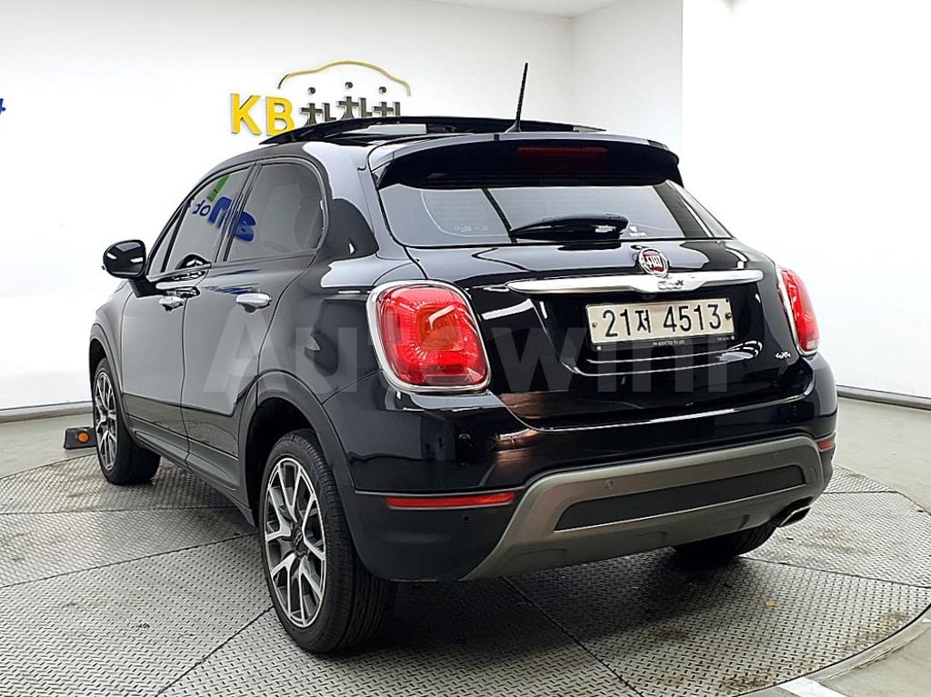 ZFA334000GP463255 2016 FIAT 500X CROSS PLUS-3