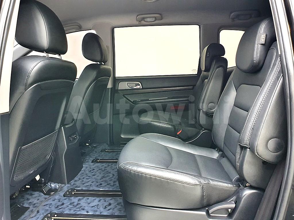 2019 SSANGYONG KORANDO TURISMO 4WD 9 SEATER RX - 10