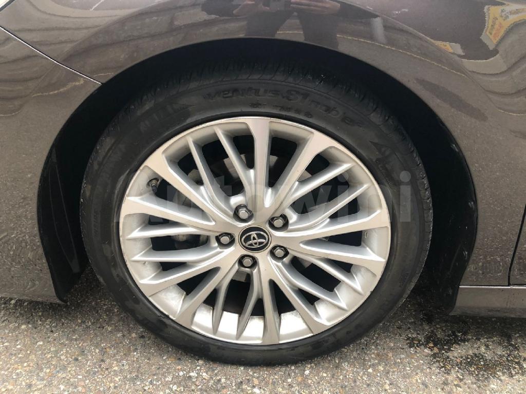 2018 TOYOTA  CAMRY XLE FULL JAPAN - 7