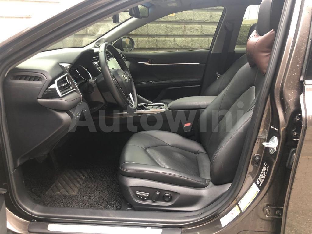 2018 TOYOTA  CAMRY XLE FULL JAPAN - 9