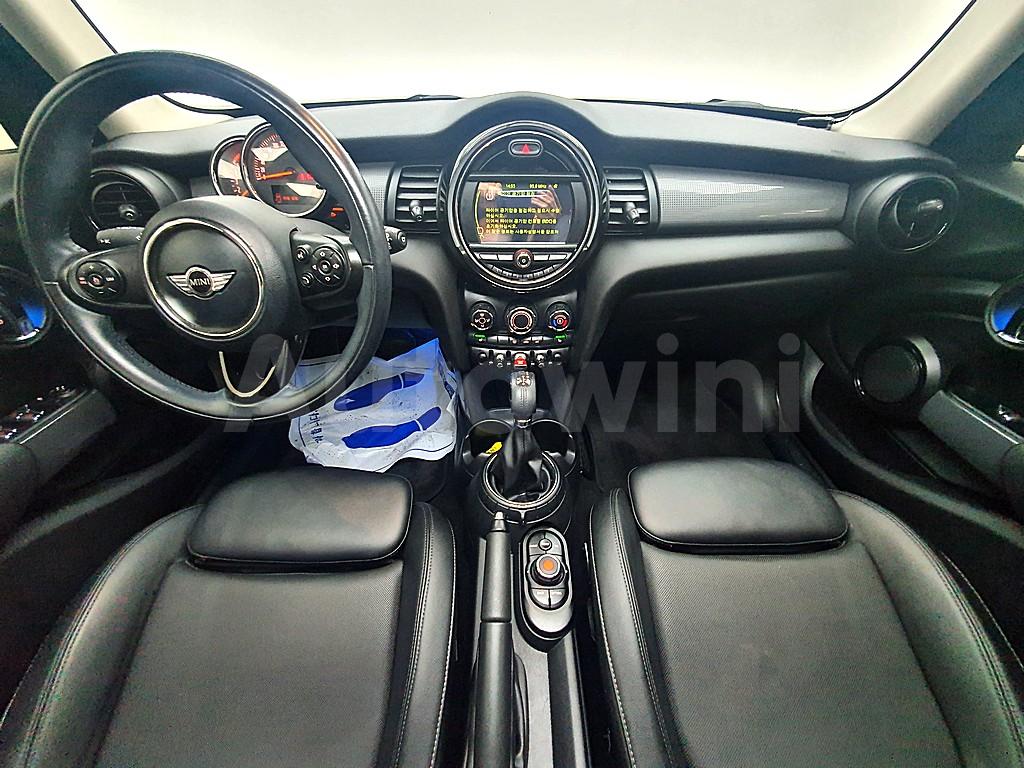 WMWXT3107G2C96235 2016 MINI COOPER D 15 5-DOOR MID 3RD GENERATION-4