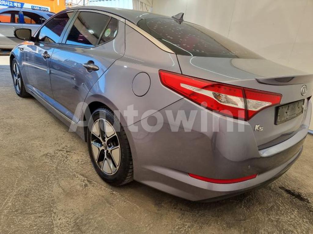 JNAGN41CBCA004472 2012 KIA K5 HYBRID OPTIMA GASOLIN NAVI REAR CAMERA-3