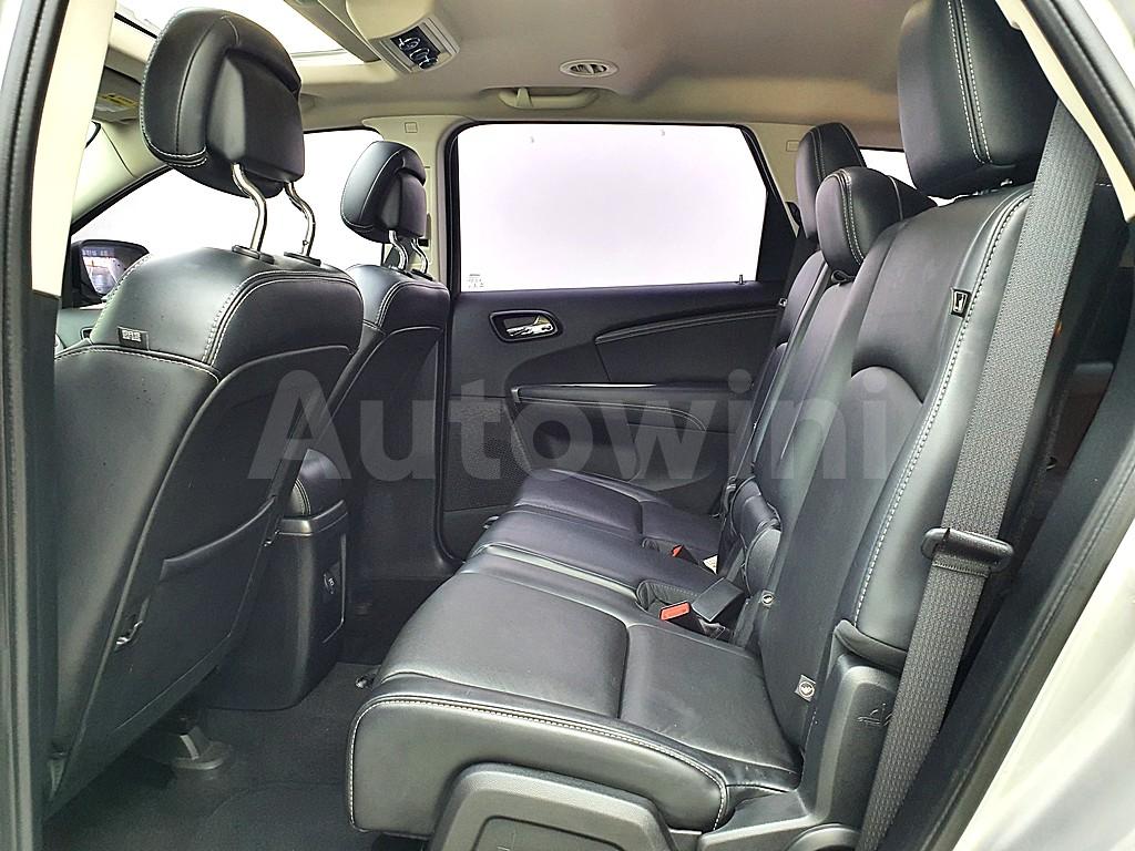 2013 FIAT FREEMONT AWD - 11
