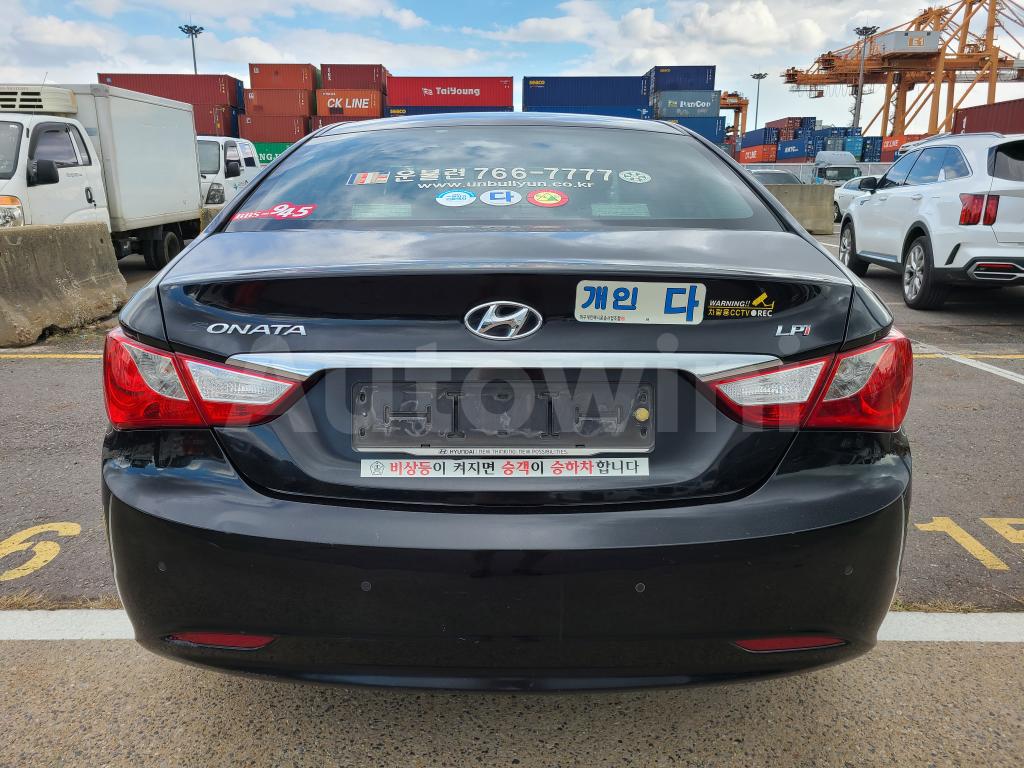 KMHEC41LBEA584343 2014 HYUNDAI YF SONATA NO ACCIDENT PRIVATE TAXI-3