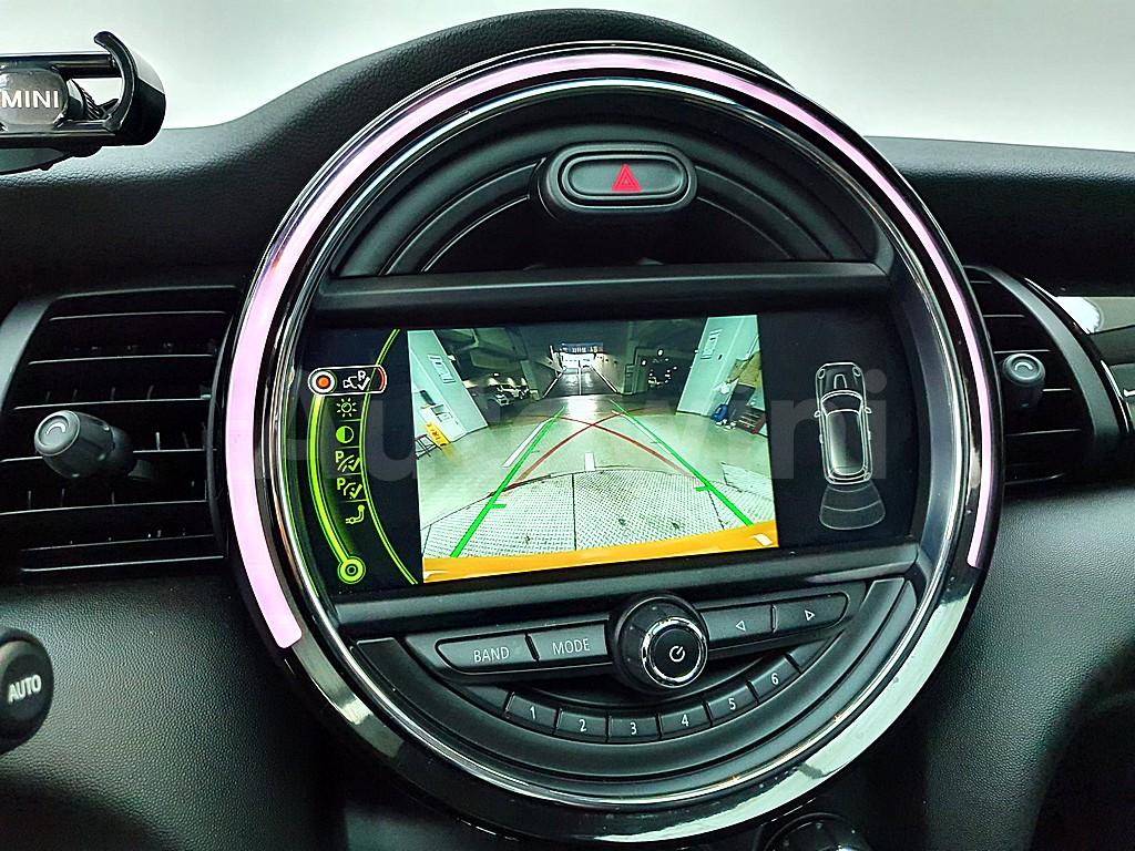 2016 MINI COOPER D 1.5 3 DOOR HIGH - 12