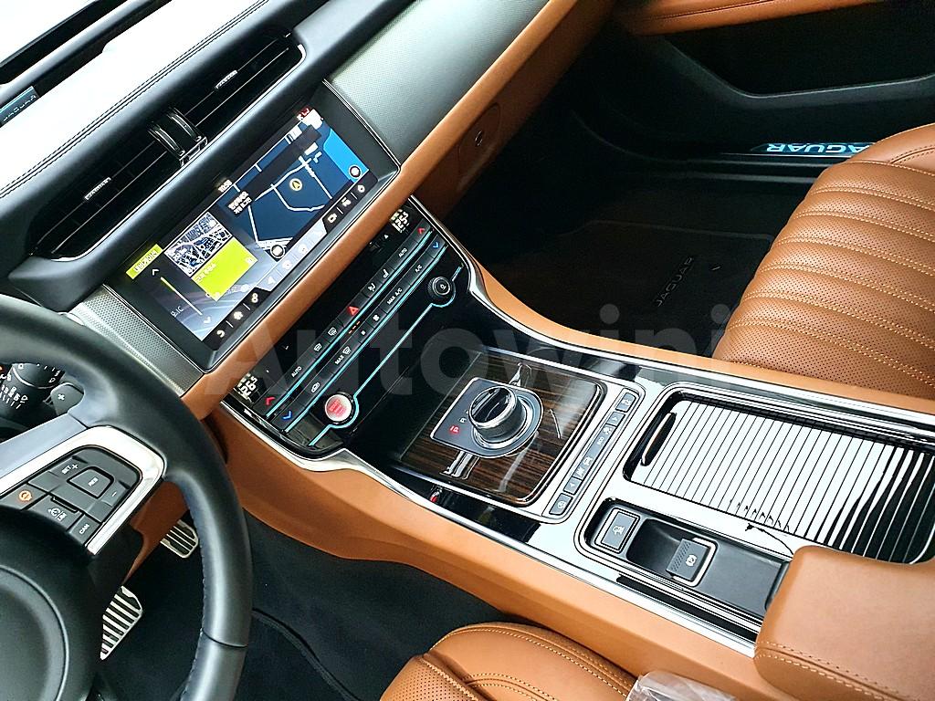 2019 JAGUAR XF 2.5T PORTFOLIO X260 - 11