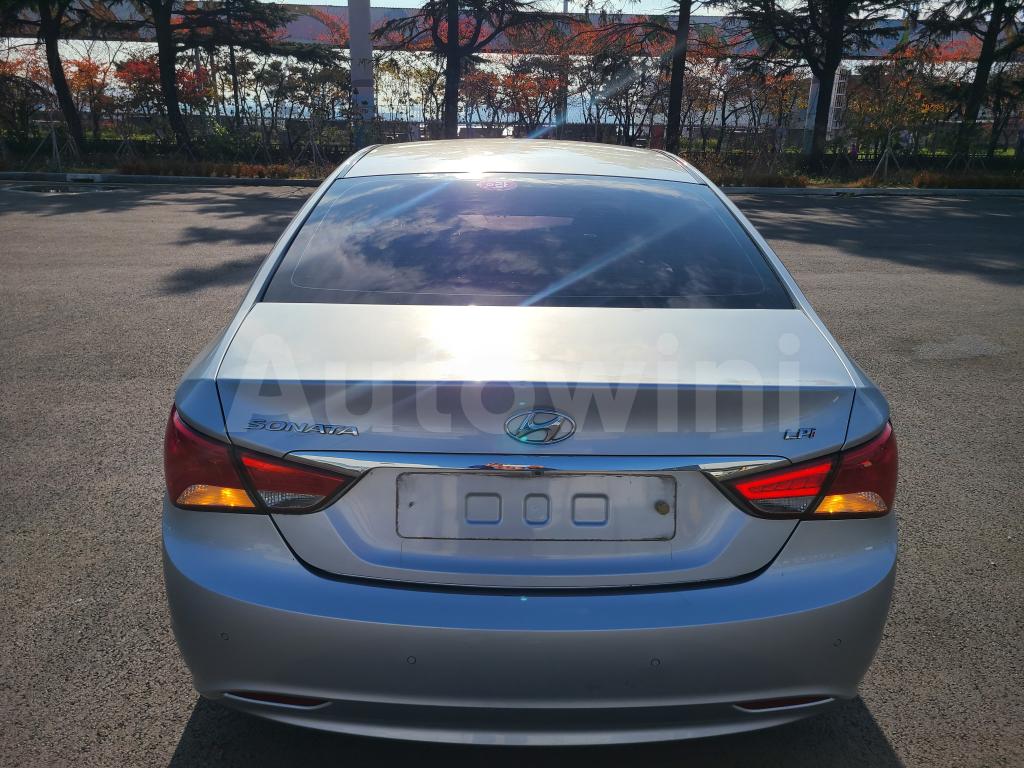 KMHEC41LBEA635765 2014 HYUNDAI YF SONATA LPI PRIVATE TAXI AIRBA ABS-4