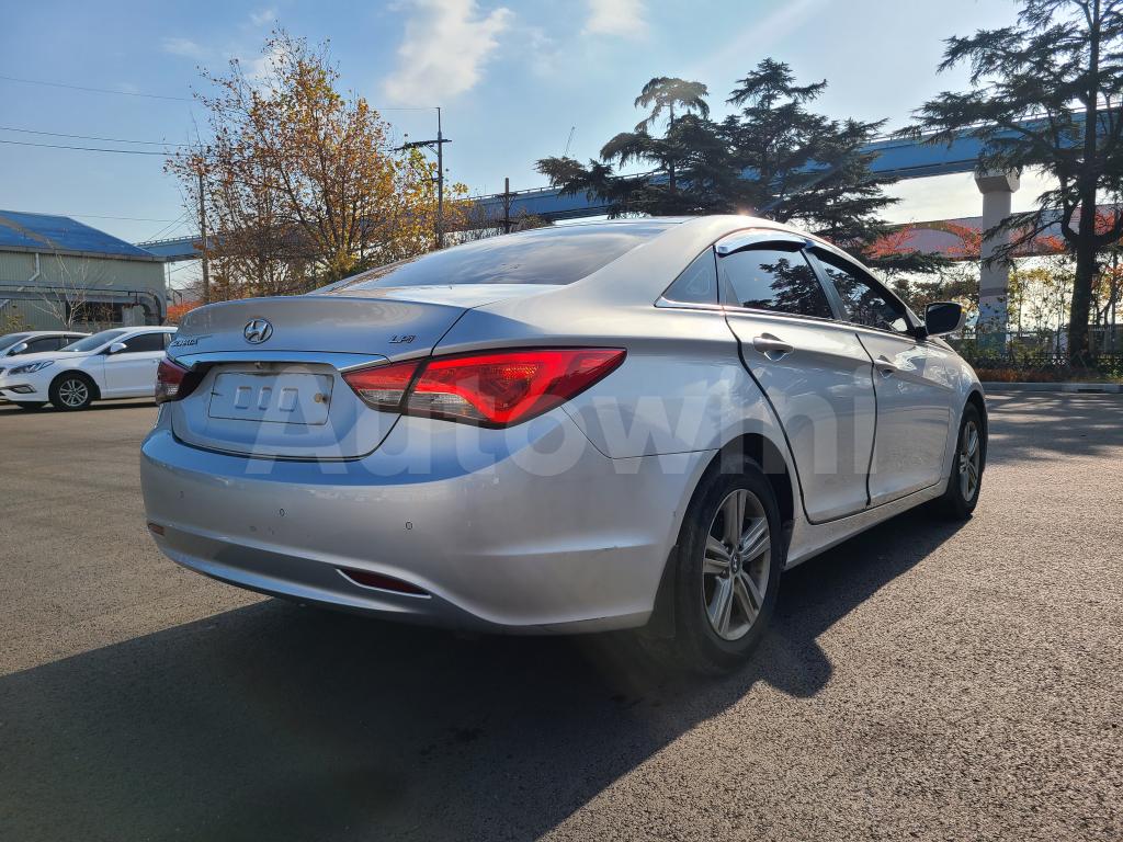 KMHEC41LBEA635765 2014 HYUNDAI YF SONATA LPI PRIVATE TAXI AIRBA ABS-5