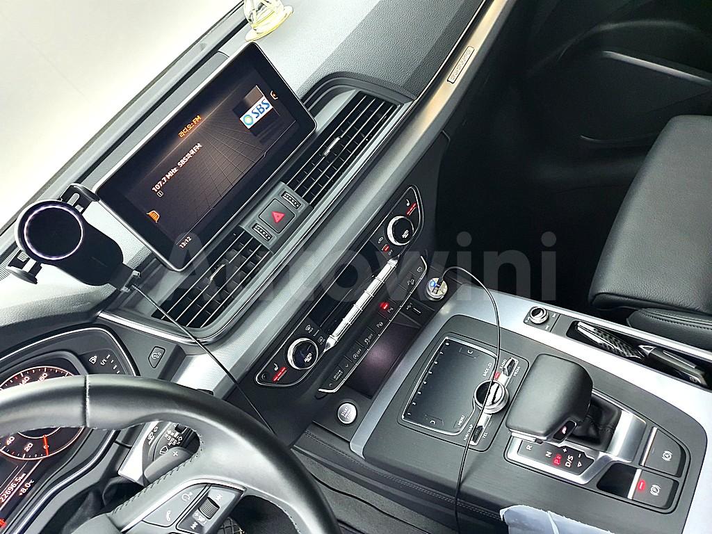 2020 AUDI Q5 45 TFSI QUATTRO - 10