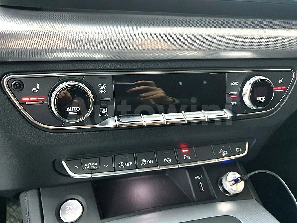 2020 AUDI Q5 45 TFSI QUATTRO - 11