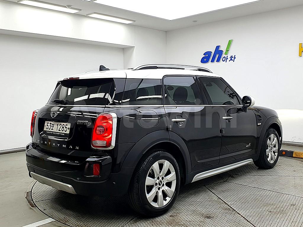 WMWYU1108H3D17482 2017 MINI COOPER D ALL4-2