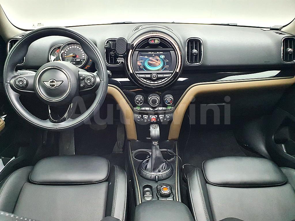 WMWYU1108H3D17482 2017 MINI COOPER D ALL4-4