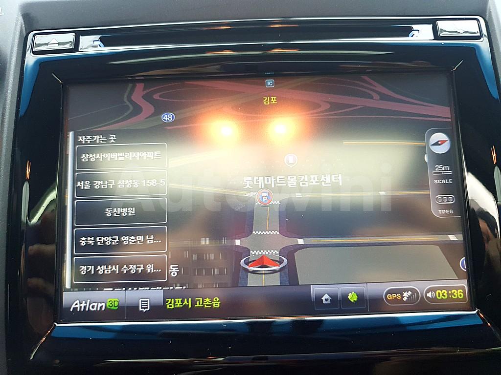 2016 TOYOTA  CAMRY 2.5 HYBRID XLE - 11