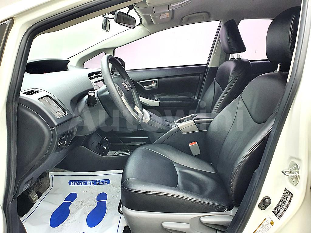 2014 TOYOTA PRIUS 1.8 HYBRID E - 9