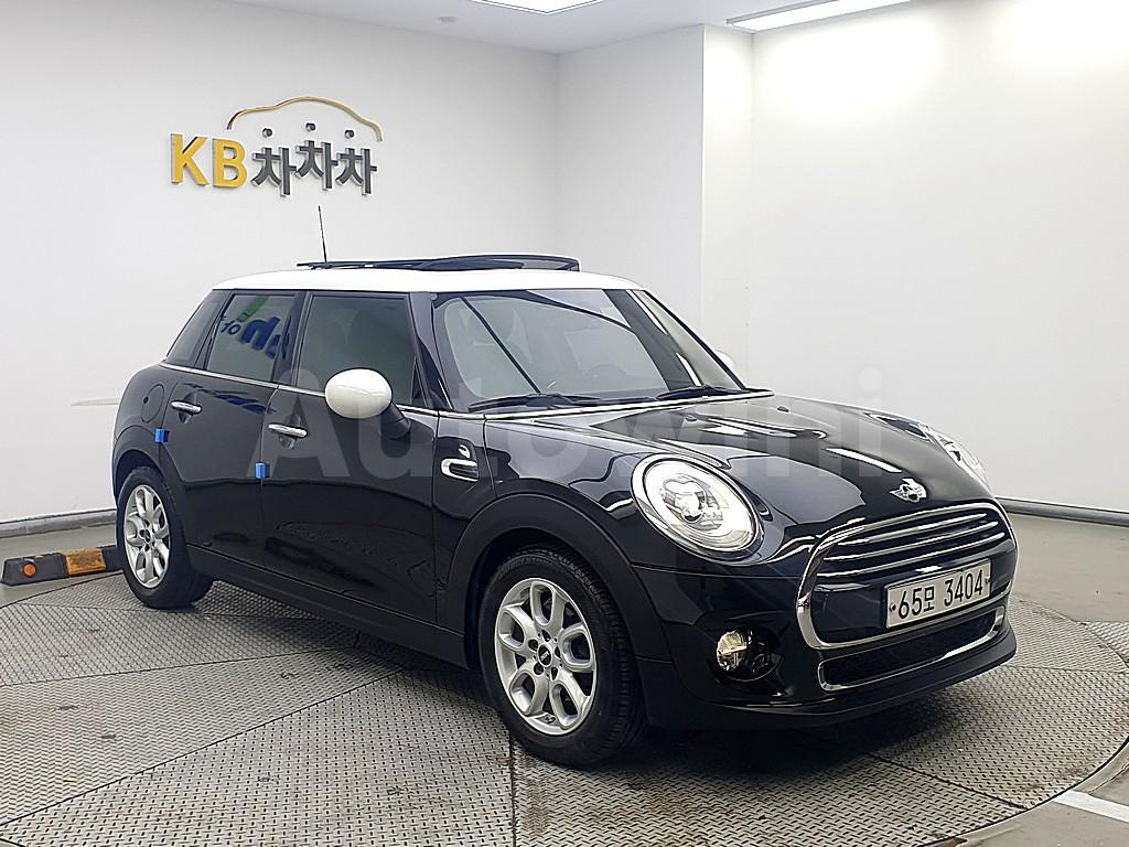 WMWXT310XG2C94320 2016 MINI COOPER D 1.5 5 DOOR HIGH 3RD GEN-1