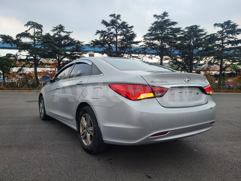 KMHEC41LBEA636110 2014 HYUNDAI YF SONATA LPI PRIVATE TAXI AIRBA ABS-3