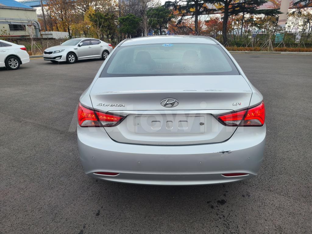 KMHEC41LBEA636110 2014 HYUNDAI YF SONATA LPI PRIVATE TAXI AIRBA ABS-4
