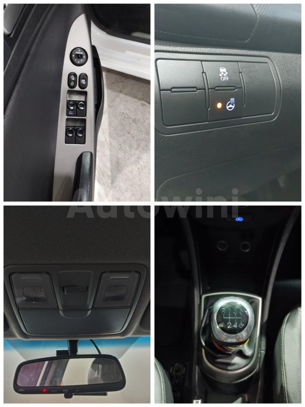 2017 HYUNDAI ACCENT  MANEUAL/ 5 SEATES /ABS - 34
