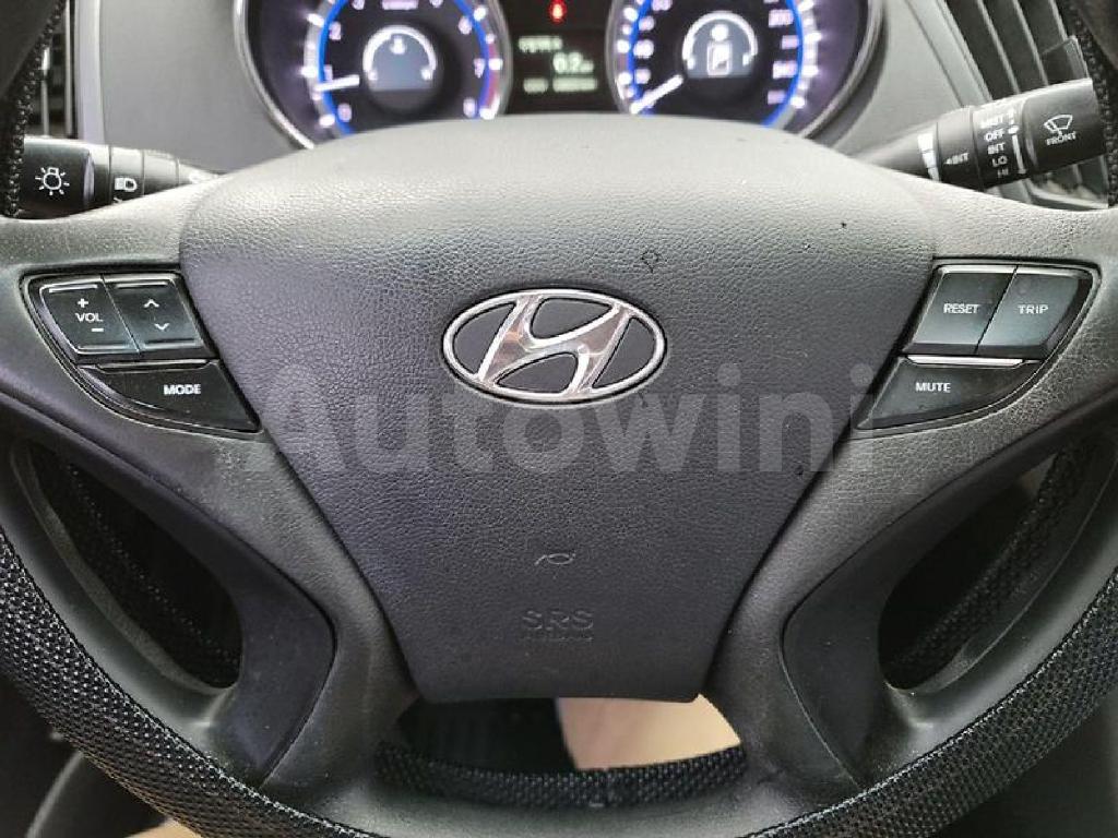 2013 HYUNDAI YF SONATA NO ACCIDENTI GOOD PRICE - 24
