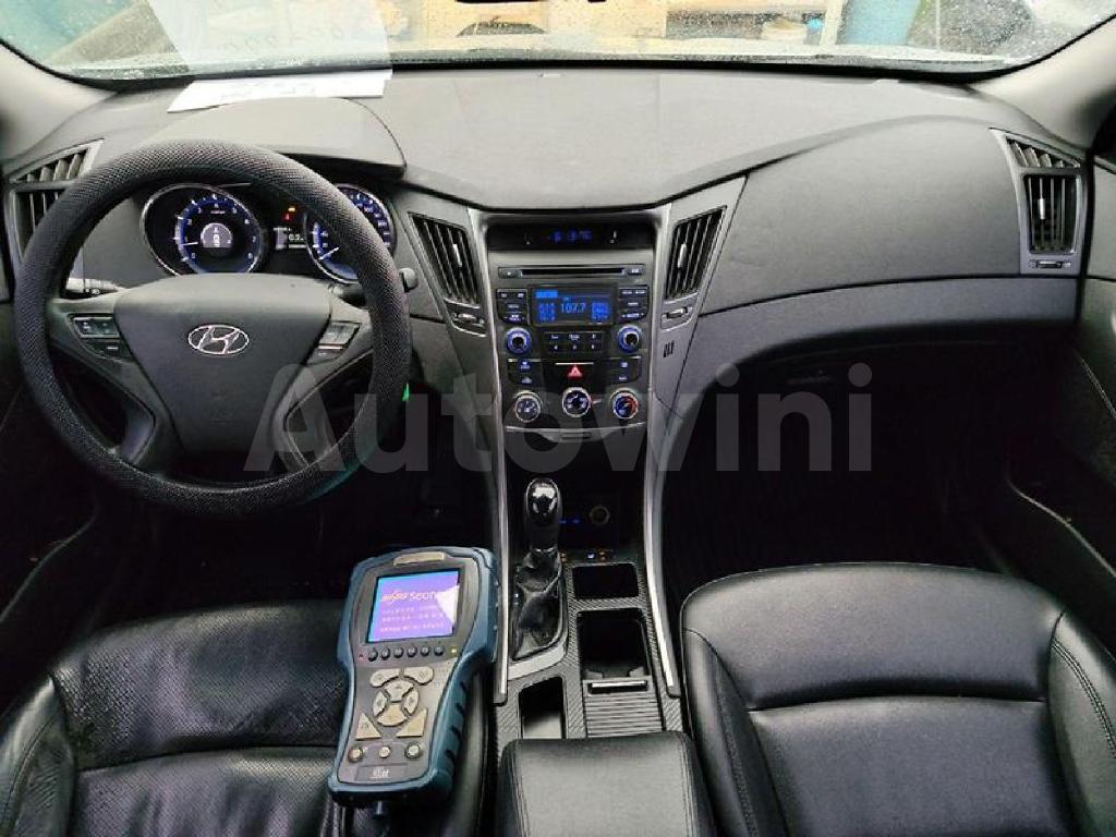 2013 HYUNDAI YF SONATA NO ACCIDENTI GOOD PRICE - 28