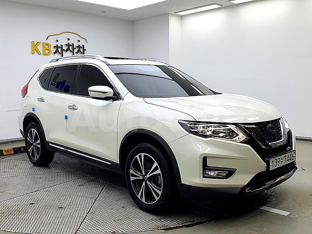 JN1AT2MV3JW001173 2018 NISSAN X TRAIL 2.5 4WD-1