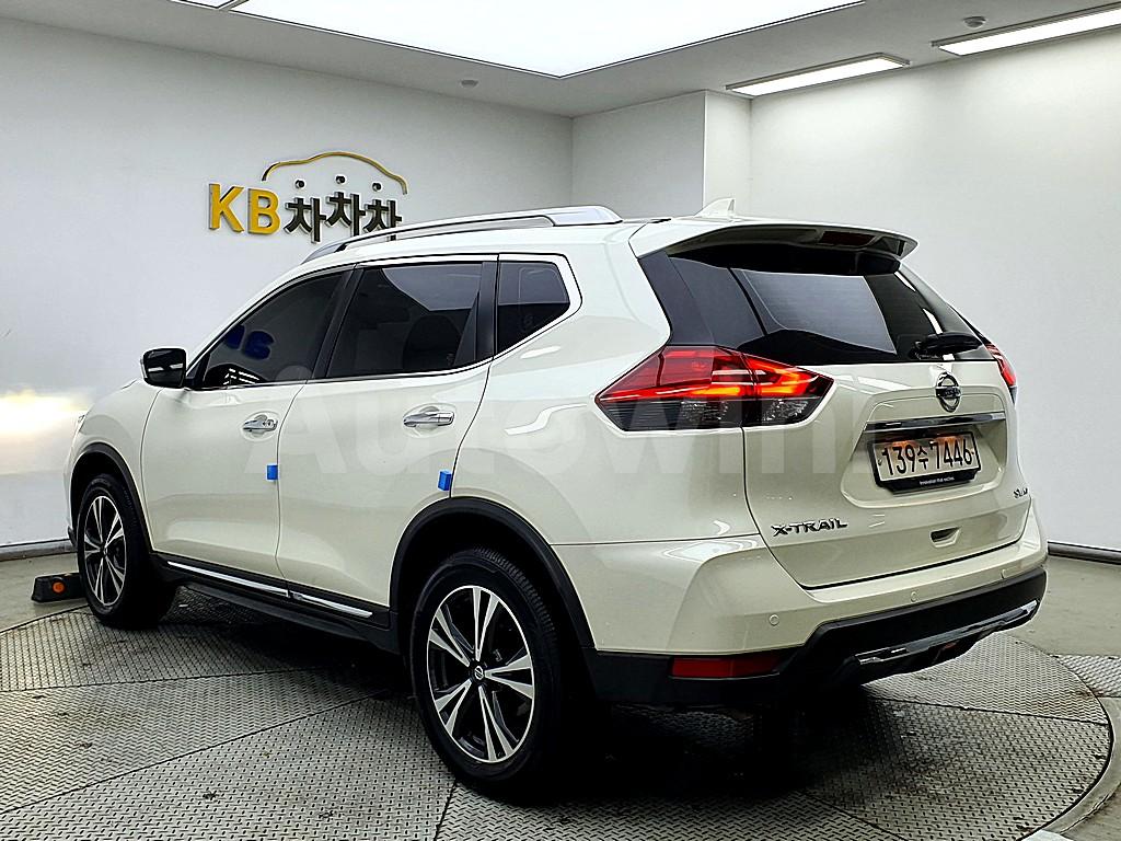 JN1AT2MV3JW001173 2018 NISSAN X TRAIL 2.5 4WD-3