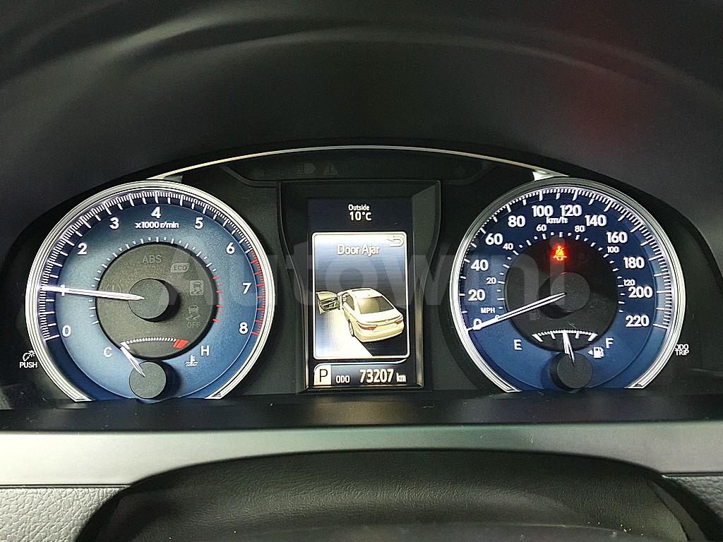 2017 TOYOTA  CAMRY 2.5 XLE - 7