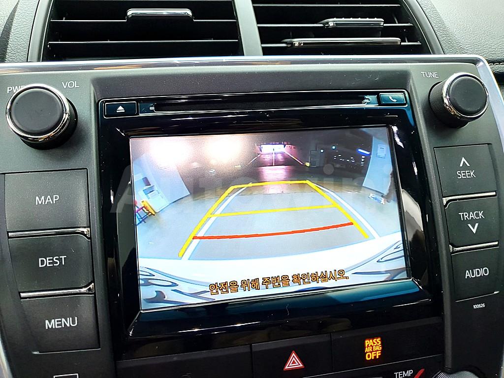 2017 TOYOTA  CAMRY 2.5 XLE - 12