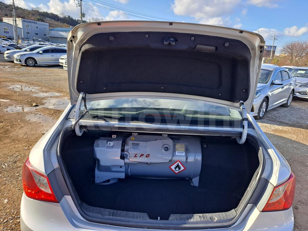 2016 HYUNDAI YF SONATA THE BRILLIANT LPG TAXI - 29