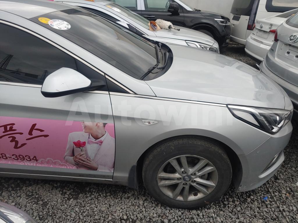 KMHE341DBJA431555 2018 HYUNDAI LF SONATA 18OF17 TAXI REAL MILEAGE-5