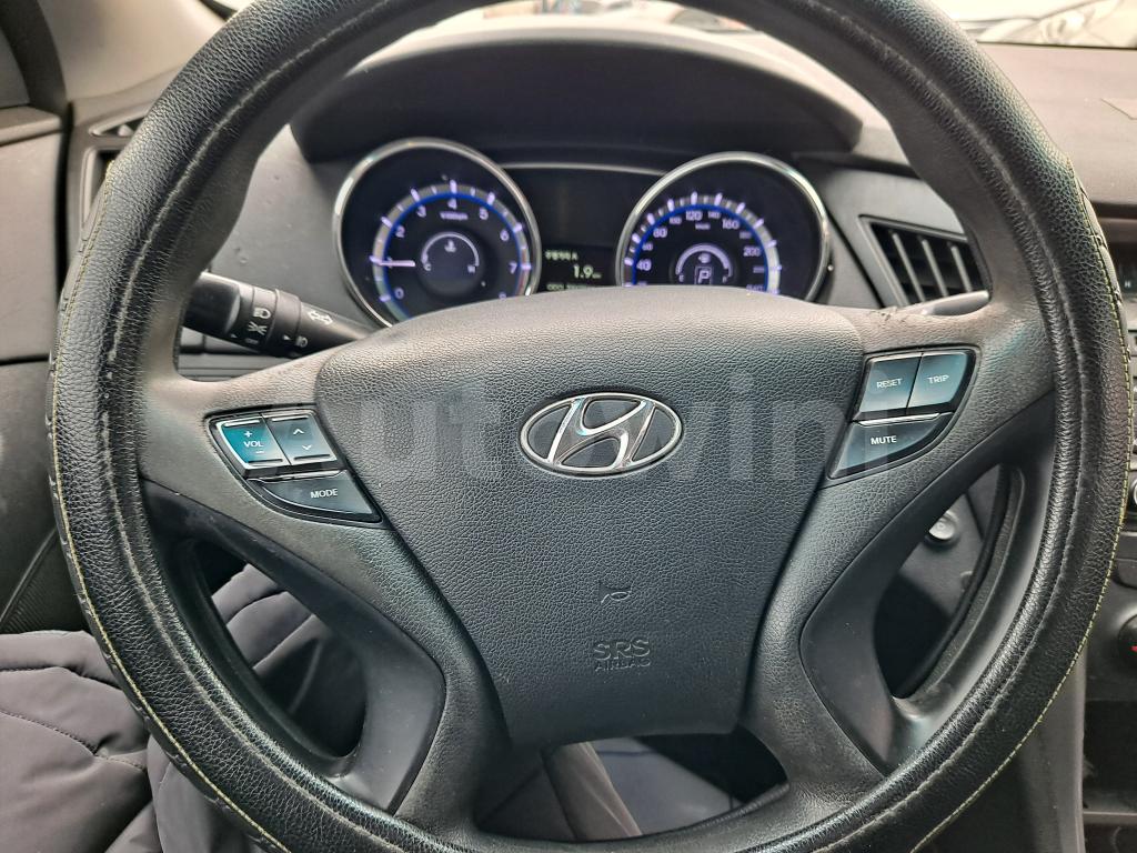 2016 HYUNDAI YF SONATA THE BRILLIANT LPG TAXI - 26